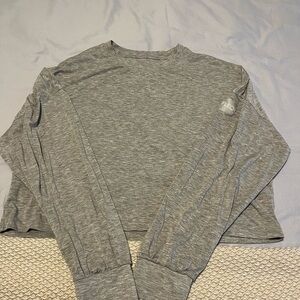 Fleo Heather Gray Long Sleeve Crop Top